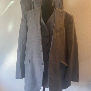 Men’s size 3XL Joseph Abbound 3  piece suit gray p6